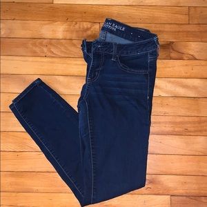 Women’s American Eagle Jeans.